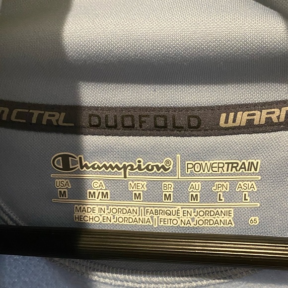 Women’s Light Grey Champion Pull-Over - Picture 6 of 6